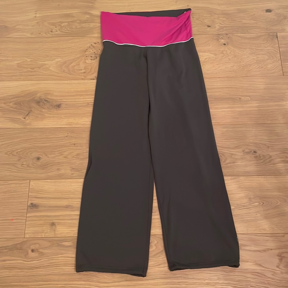 Pure Lime Roll Down Waistband Straight Leg Pant with Cinch Hem, sz M